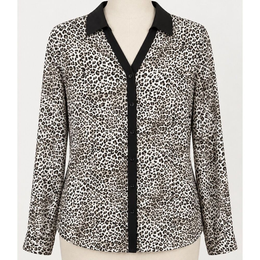 Chico’s Leopard Print Button Down Shirt 2 M/L Animal Print Black Trim No Iron